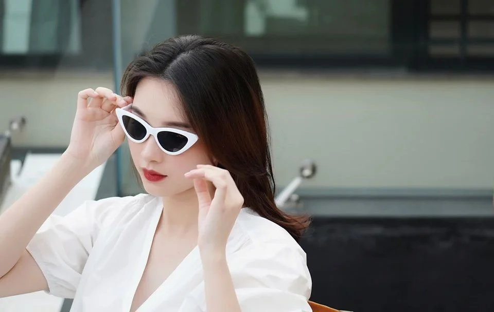 kính mắt gọng cao cấp